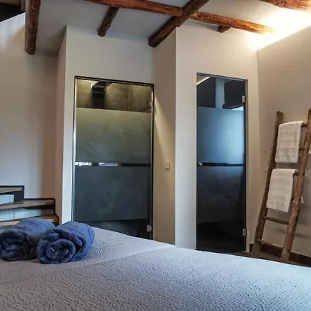 Il Medeghino Alojamento de Turismo Rural