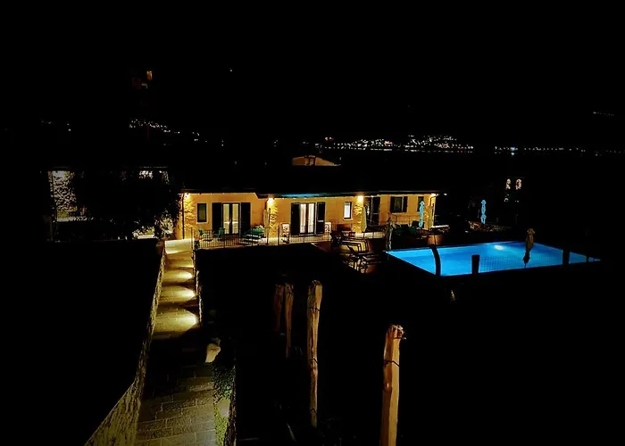 Il Medeghino Vakantieboerderij *