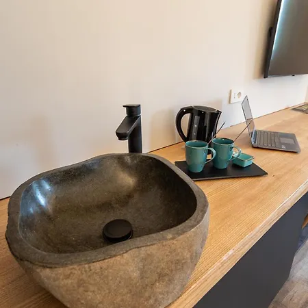 مزرعة للإقامة Il Medeghino موسّو